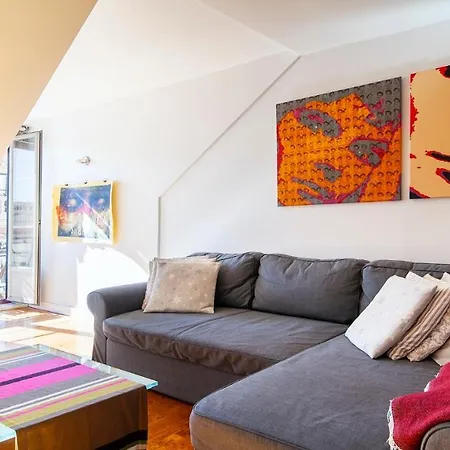 Plum Guide - Read All About It Apartamento